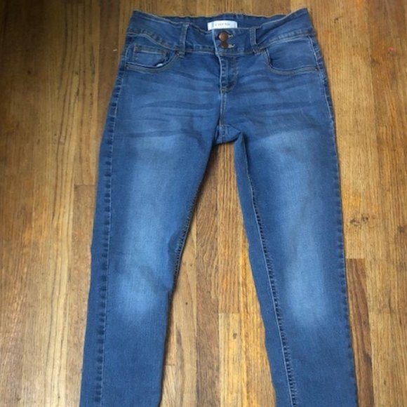 C'est Toi Boutique women's Low Rise jeans Size 7 - Picture 1 of 5